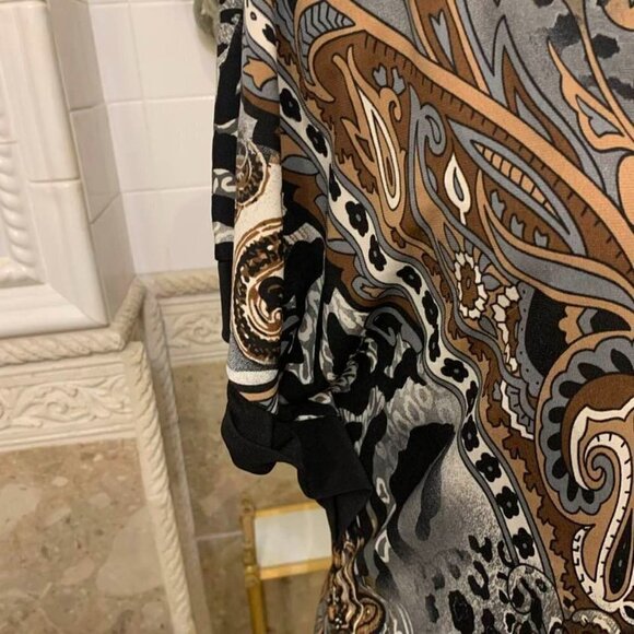 DressBarn. Sz Large. USA. Embellished, Studded, Banded Top. B55 - Picture 3 of 6